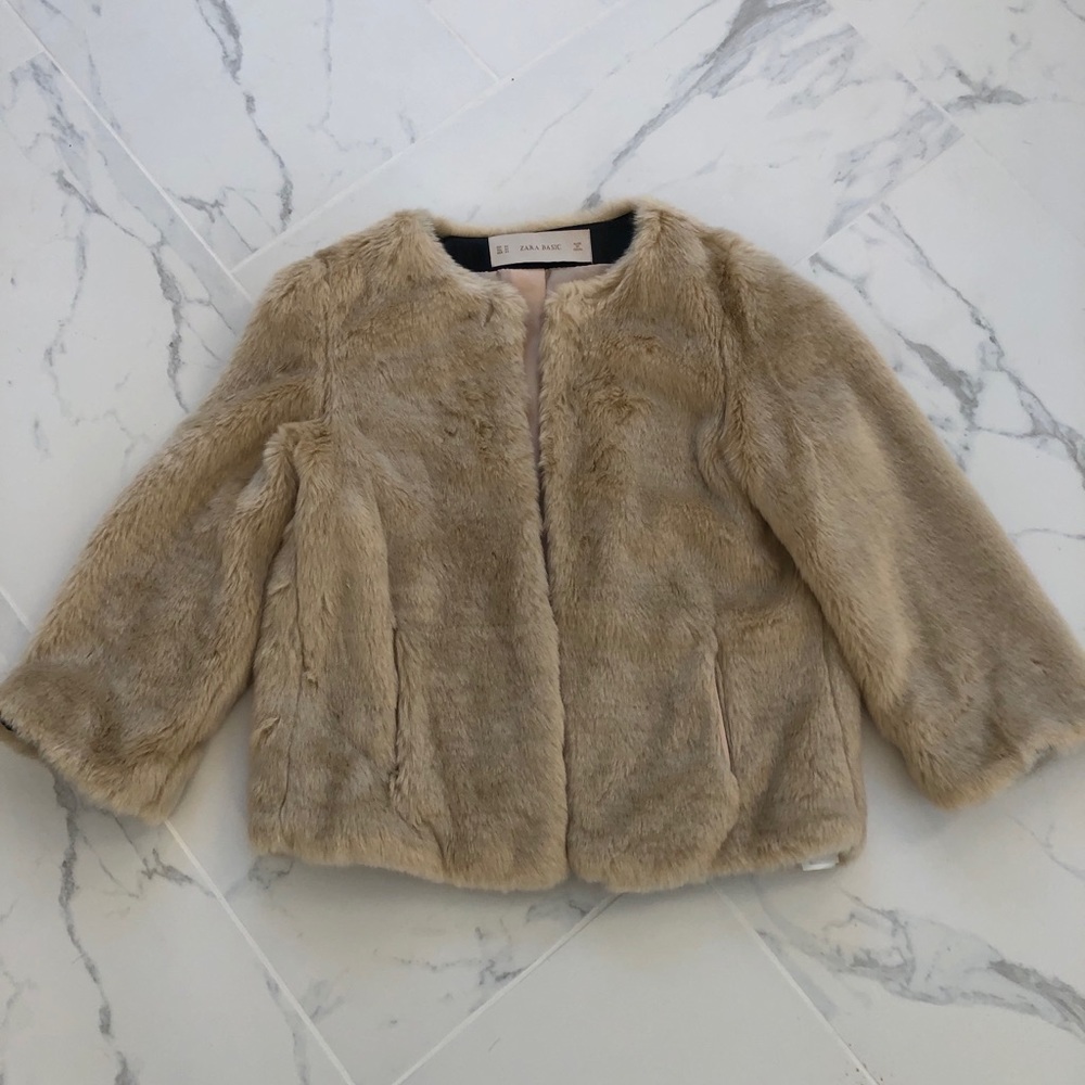 Zara Cream Faux Fur Coat Sz XS